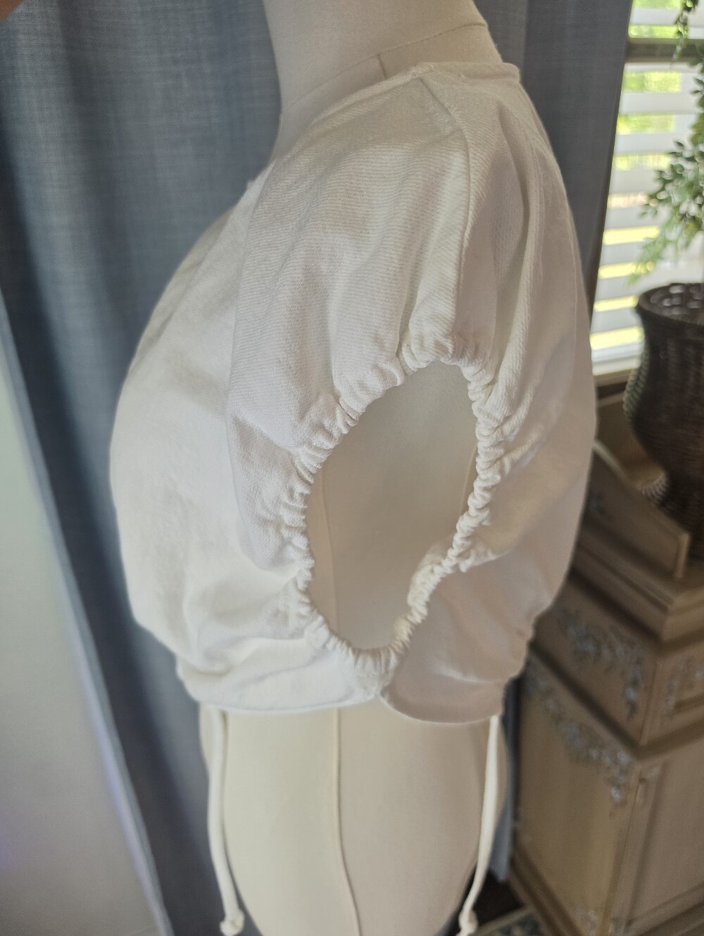 Zara Cropped Side Tie Top - Picture 3 of 5